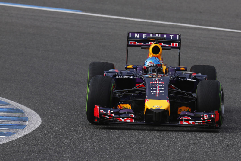 Illustration for article titled Newey Says F1's New Front Wings Make A Mess And Some Rules Are 'Funny'